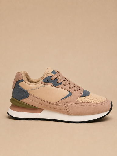 [EVER008665] Deportiva Astuar
